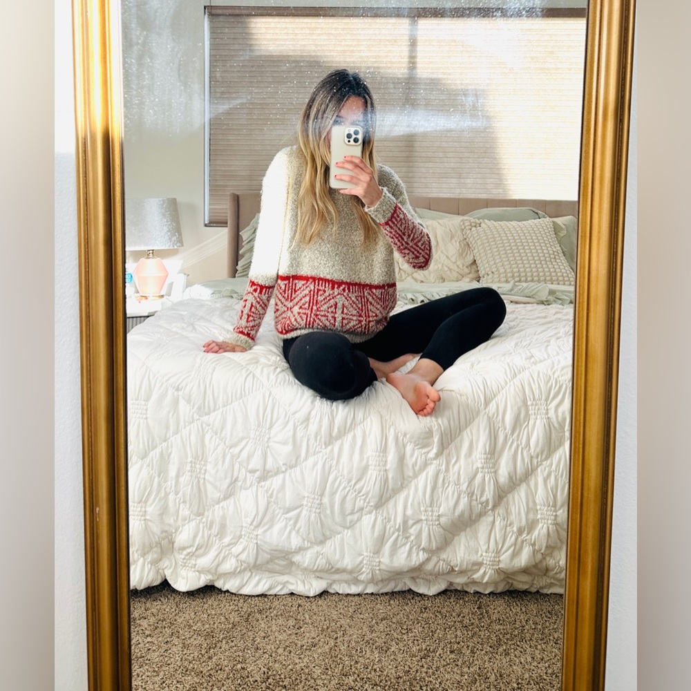 Chelsea & Violet sweater // knit